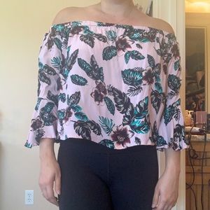 Off shoulder Quarter Sleeve